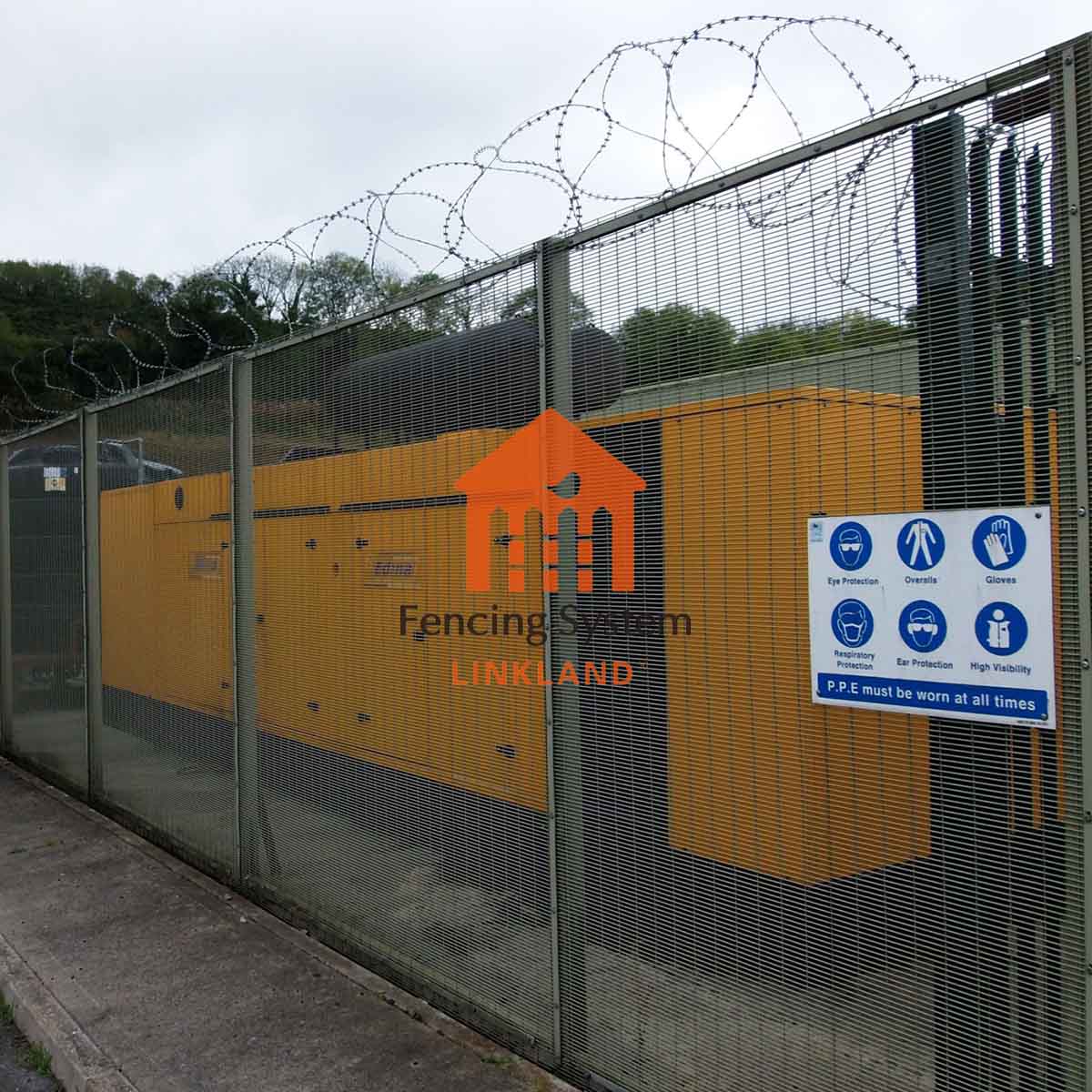 Challenges and solutions for Airport fence design and construction