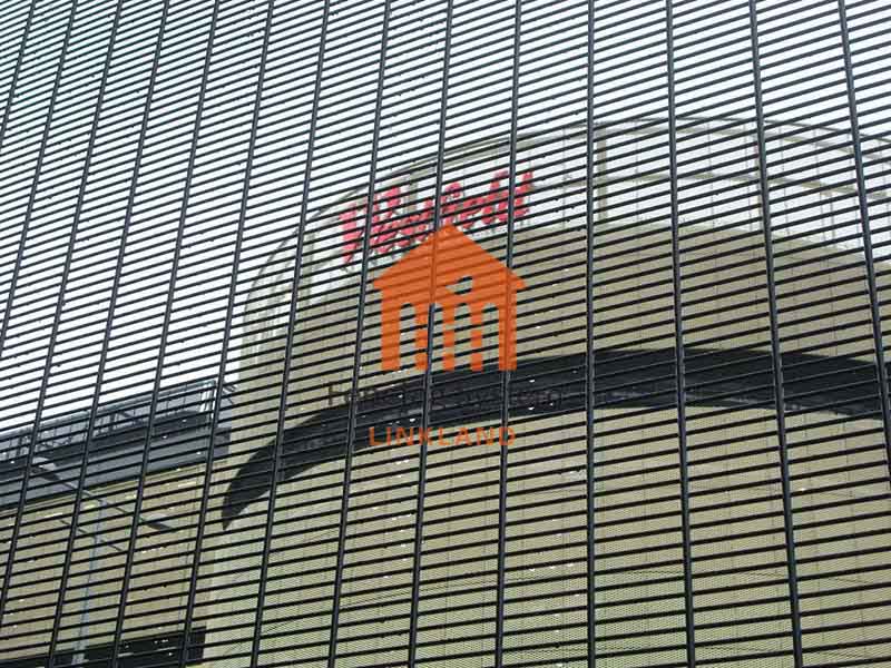 anti-climb fence: Deterrent Strategies Against Trespassing and Unauthorized Access