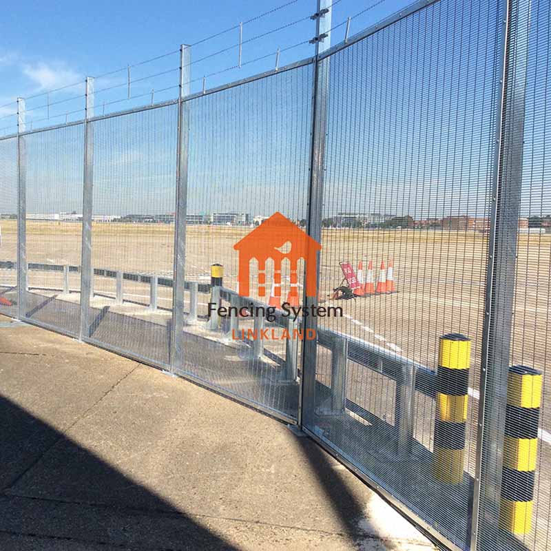 Airport fence Design: Balancing Security, Visibility, and Aesthetics