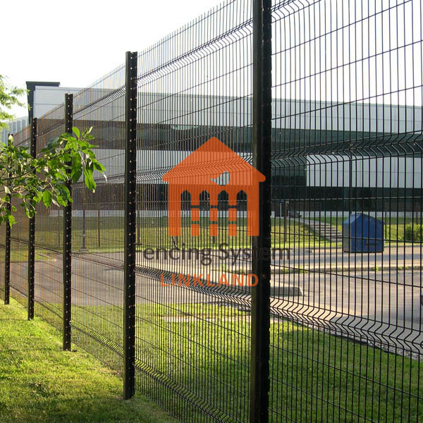 3D fence: a new trend in future security protection 3D fence: a new trend in future security protection