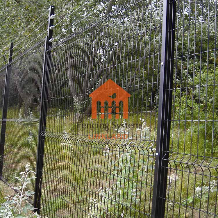 3D fence: a new trend in future security protection 3D fence: a new trend in future security protection