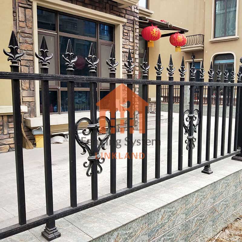 Comparison of Steel Picket Fence with other materials