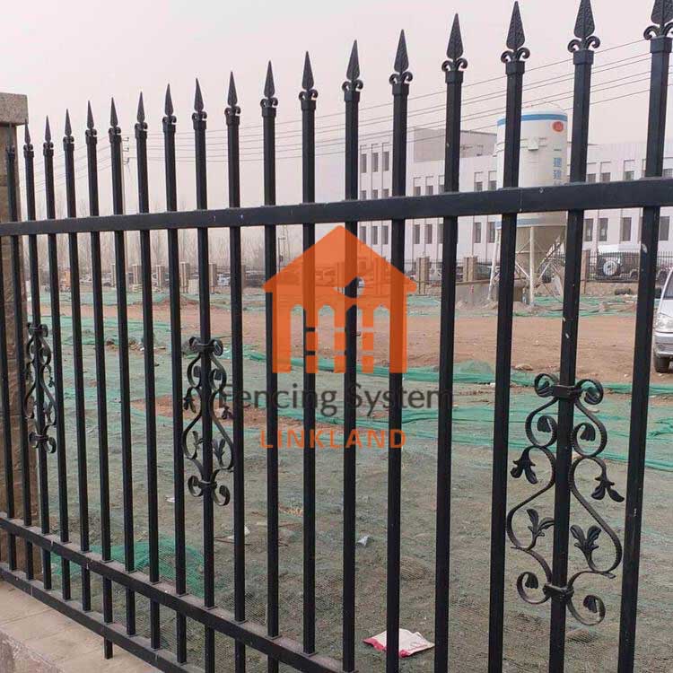 Application of Steel Picket Fence in public safety field