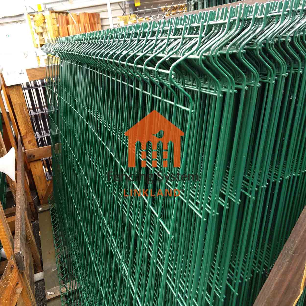 Designing Welded mesh fence Systems for Historical Landmarks and Heritage Sites