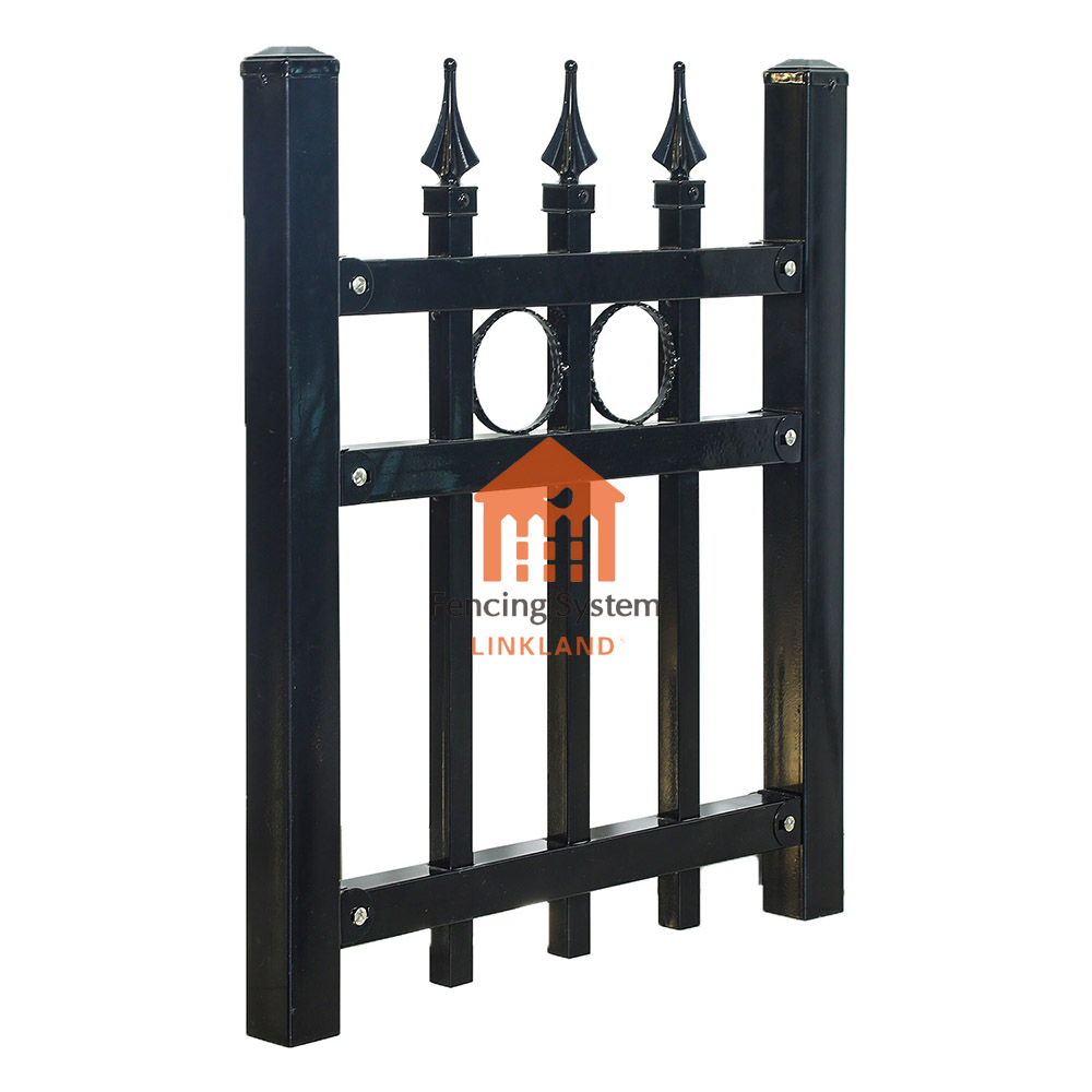 Designing Steel Picket Fence Systems for Harsh Weather Conditions