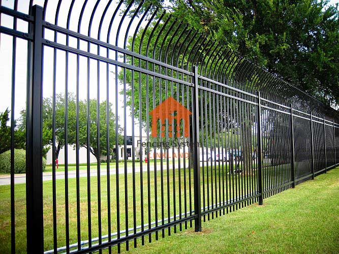 Steel Picket Fence: A Sustainable Solution for Urban Renewal Projects