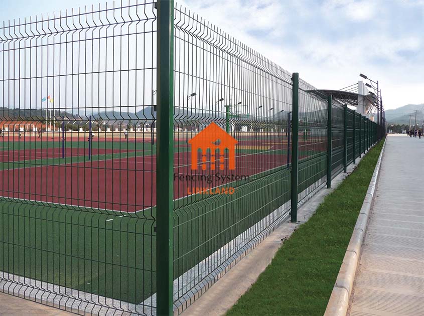 Designing Customized 3D fence Systems for Commercial Properties