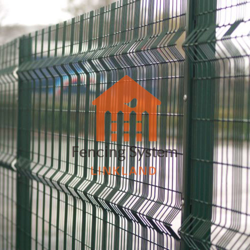 3D fence for Historical Gardens: Preserving the Aesthetic Value