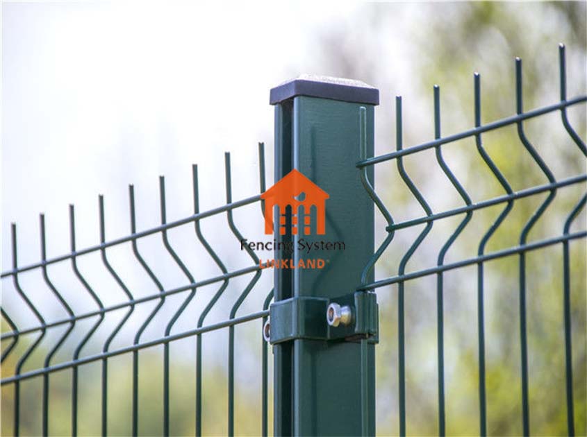 3D fence for Historical Gardens: Preserving the Aesthetic Value