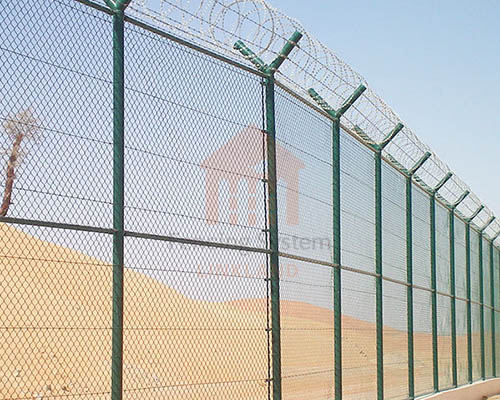 A variety of styles of Cyclone Fence, there is always one that suits you