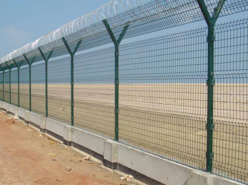 Some key features and functions of airport fencing