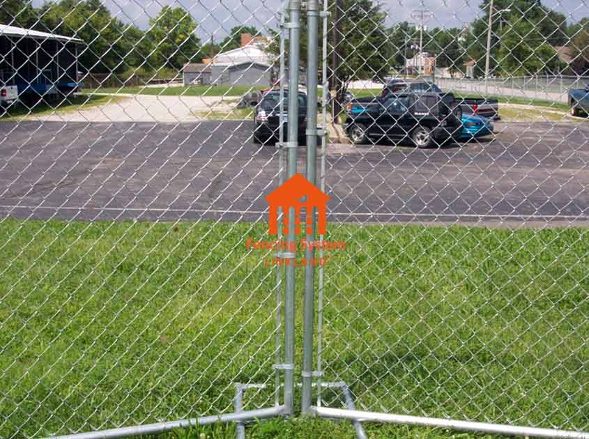 Chain link wire mesh: the perfect combination of art and practicality
