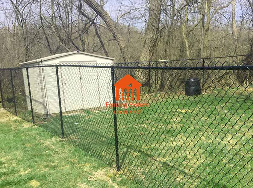 Chain link fence: a classic and elegant fence choice