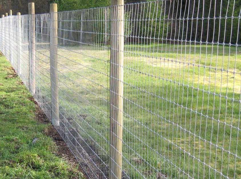 Ranch Woven Metal Fence: Durable and Secure Livestock Fence