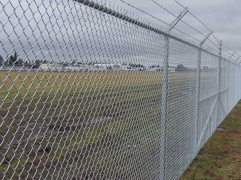 Airport Fence – Securing Perimeters with Precision