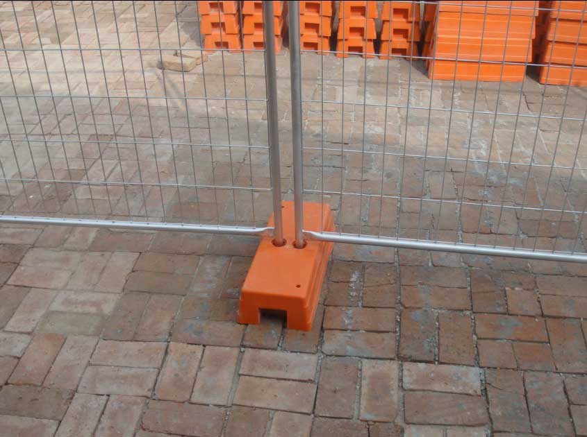 Temporary Fencing Panels: Portable Sturdy Barrier System for Construction and Events