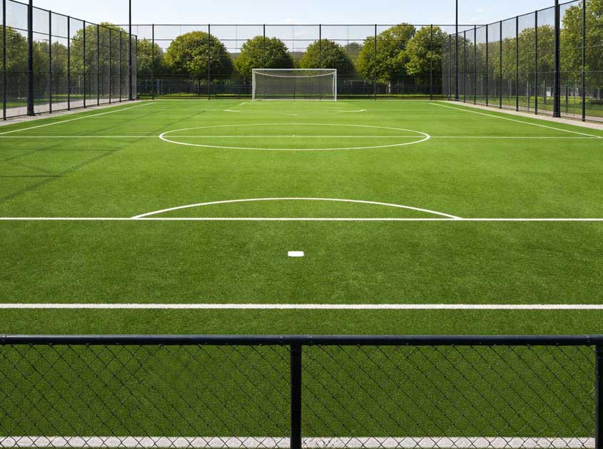 Cost Factors of Chain Link Fence: Material, Coating, and Mesh Size