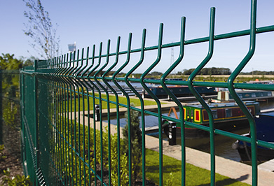 The use of welded mesh fence and its advantages