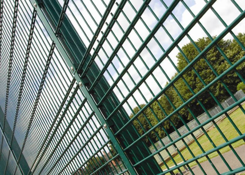 Double Wire Mesh Fence/ 2D Panel Fence
