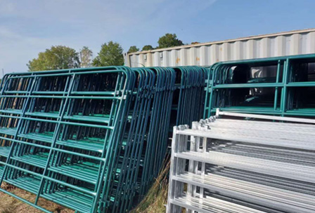 Cattle Panel Fence - Canada